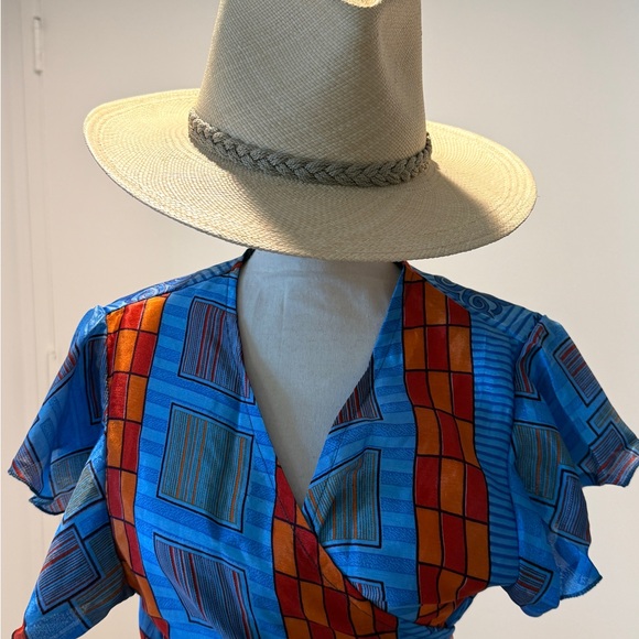 Colorful Wrap Top - Picture 3 of 4